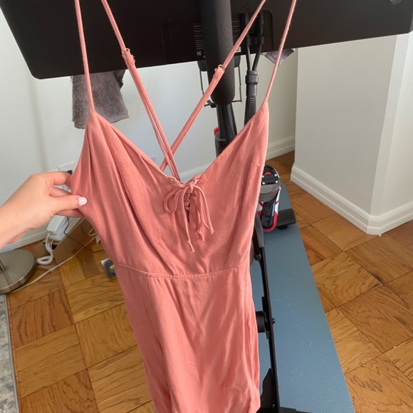 Reformation dress - Picture 3 of 3